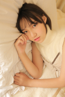 明星专题：凯尔希·格兰莫